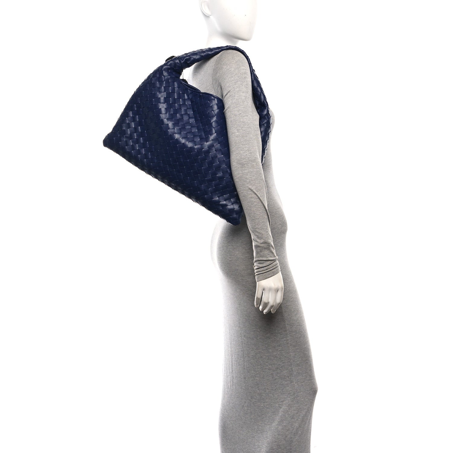 Bottega Veneta Calfskin Intrecciato Small Hop Duke 2 of 11
