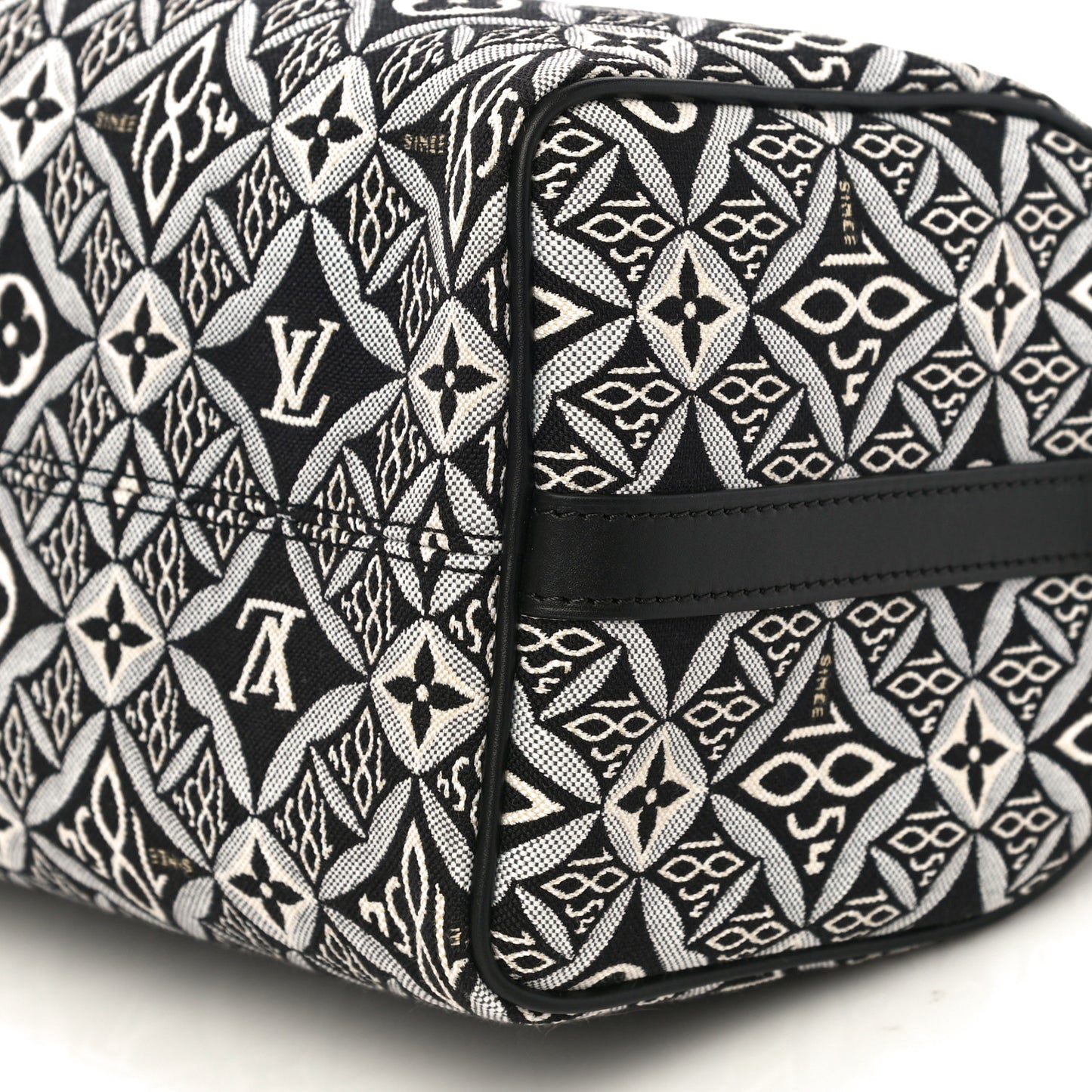 Jacquard Since 1854 Speedy Bandouliere 25 Black