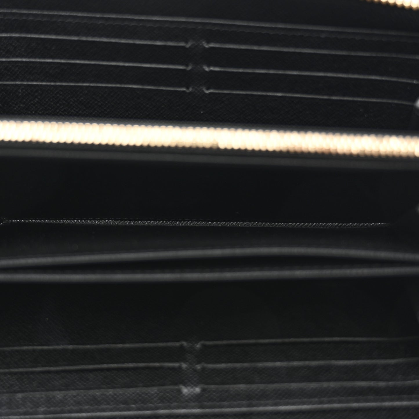 Epi Zippy Wallet Black