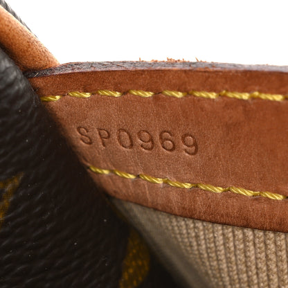 Louis Vuitton Monogram Reporter PM 7 of 11