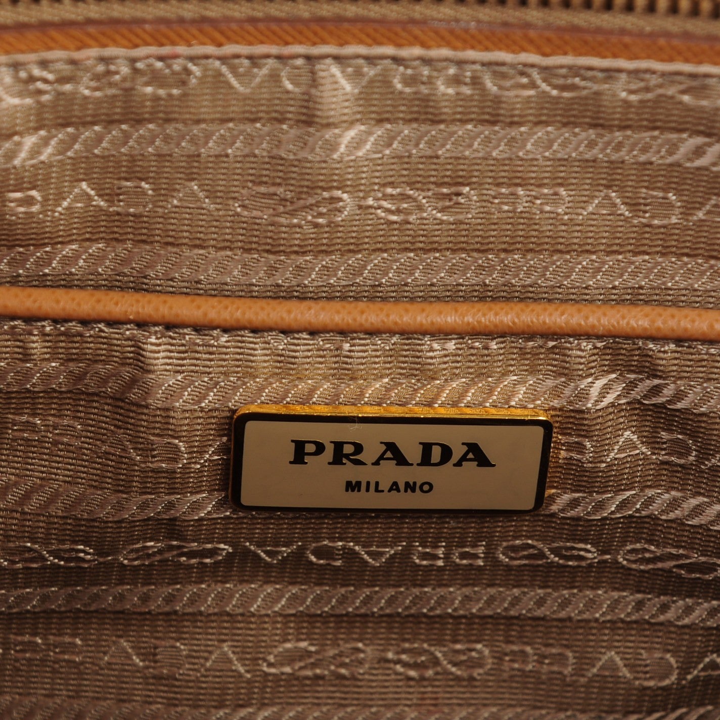 Saffiano Lux Parabole Tote Caramel