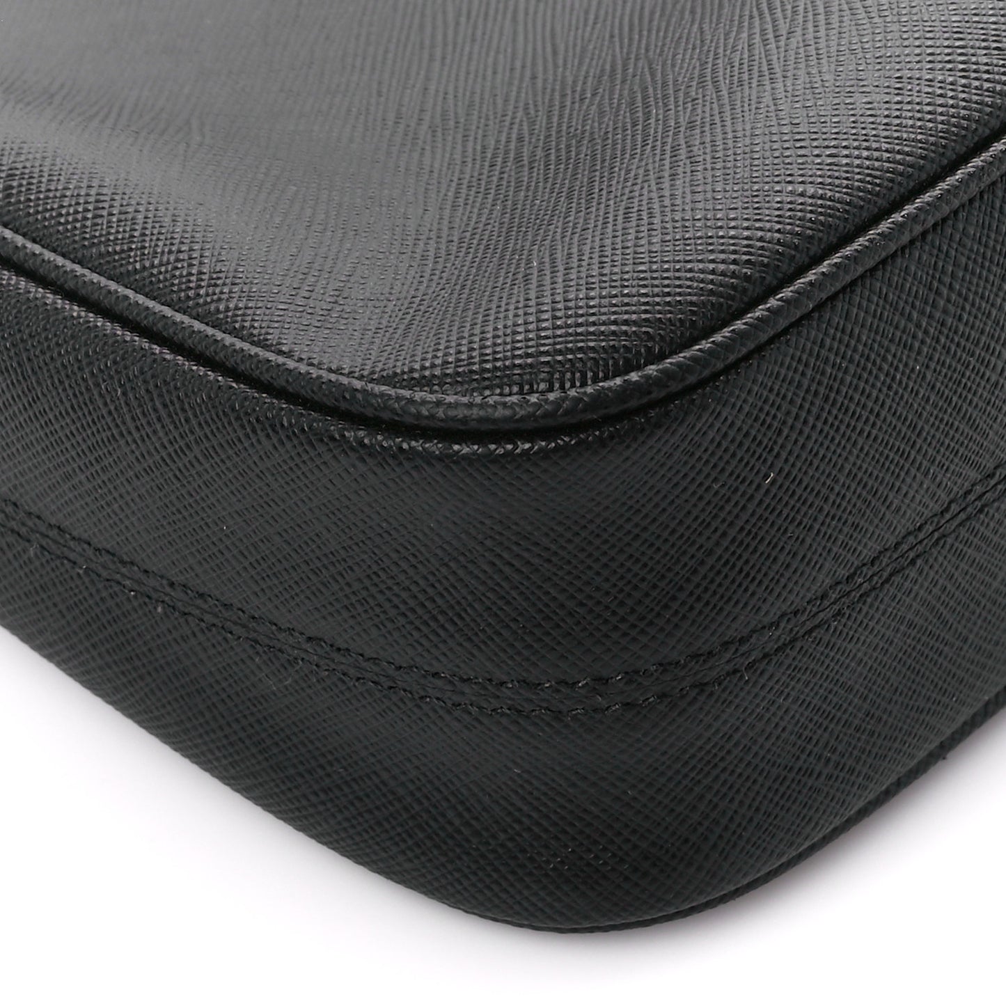 Saffiano Lux Re-Edition 2005 Shoulder Bag Black