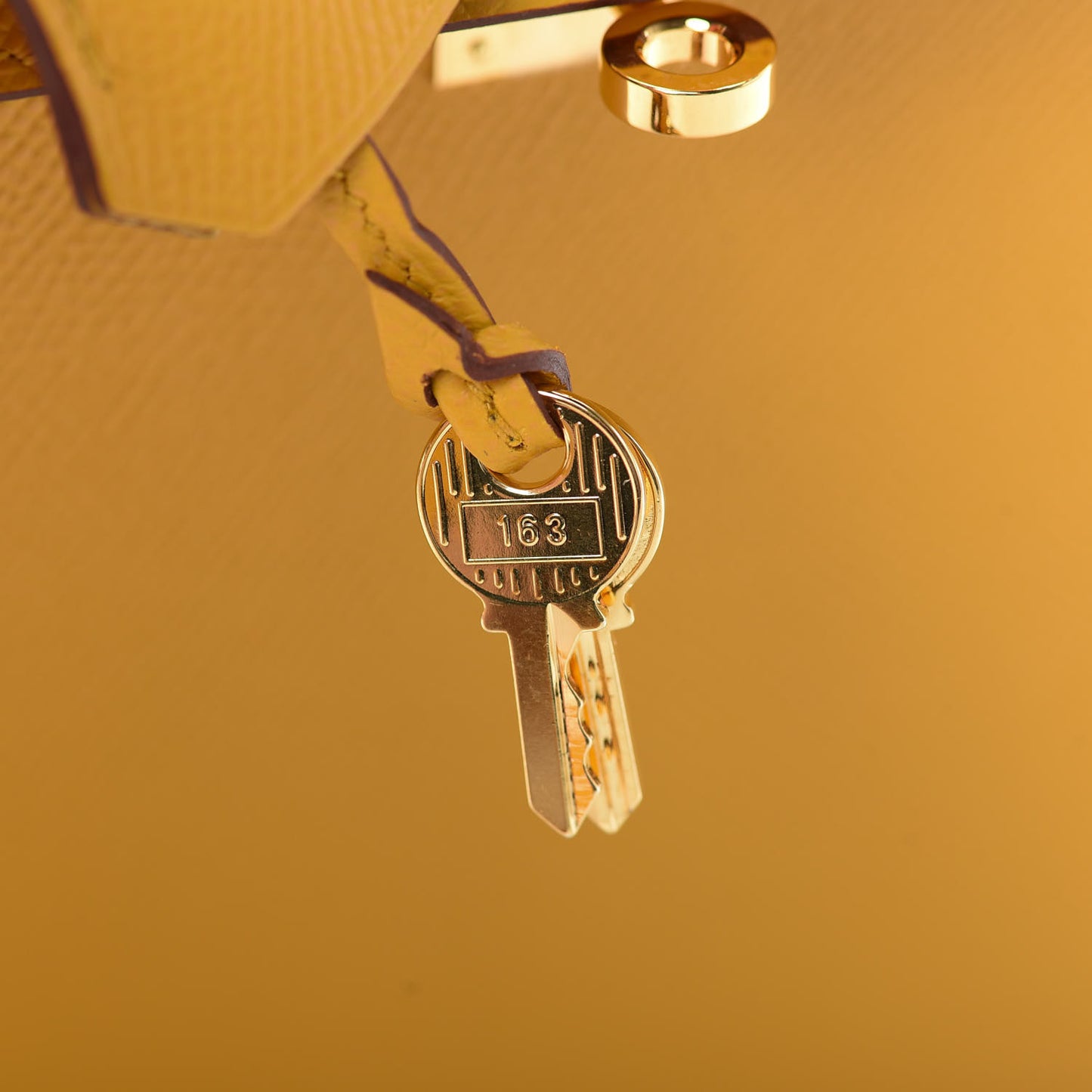 Epsom Kelly Sellier 25 Jaune Ambre