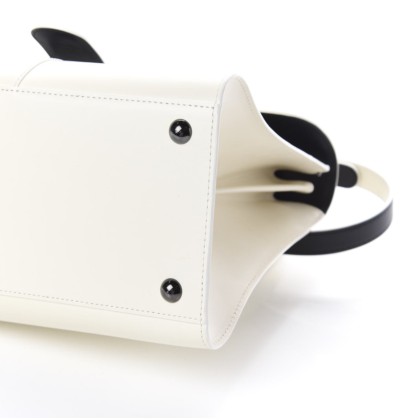 Box Calfskin Light And Shadow MM Brillant Satchel Ivory Black