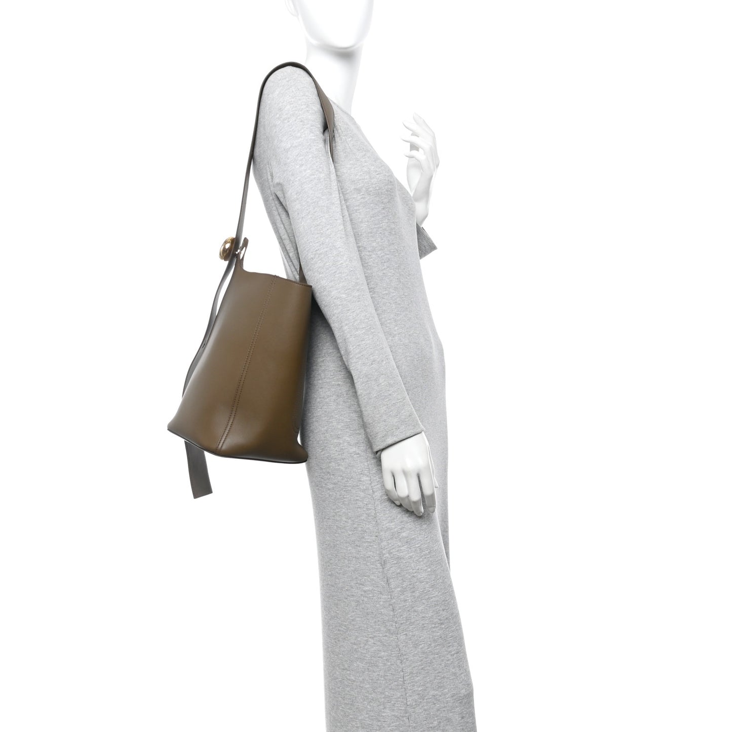 Smooth Calfskin Medium Pebble Bucket Bag Oak