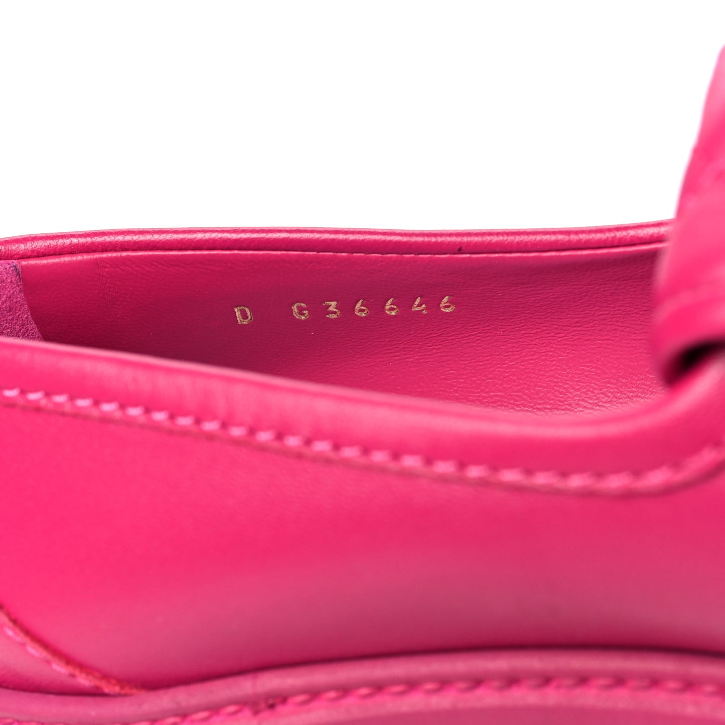 Lambskin Quilted CC Turnlock Loafers 39.5 Fuchsia