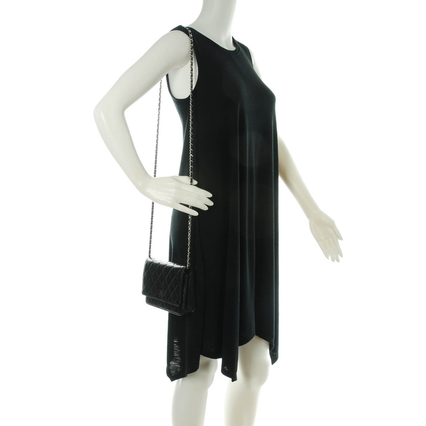 Lambskin Quilted Wallet On Chain WOC Black