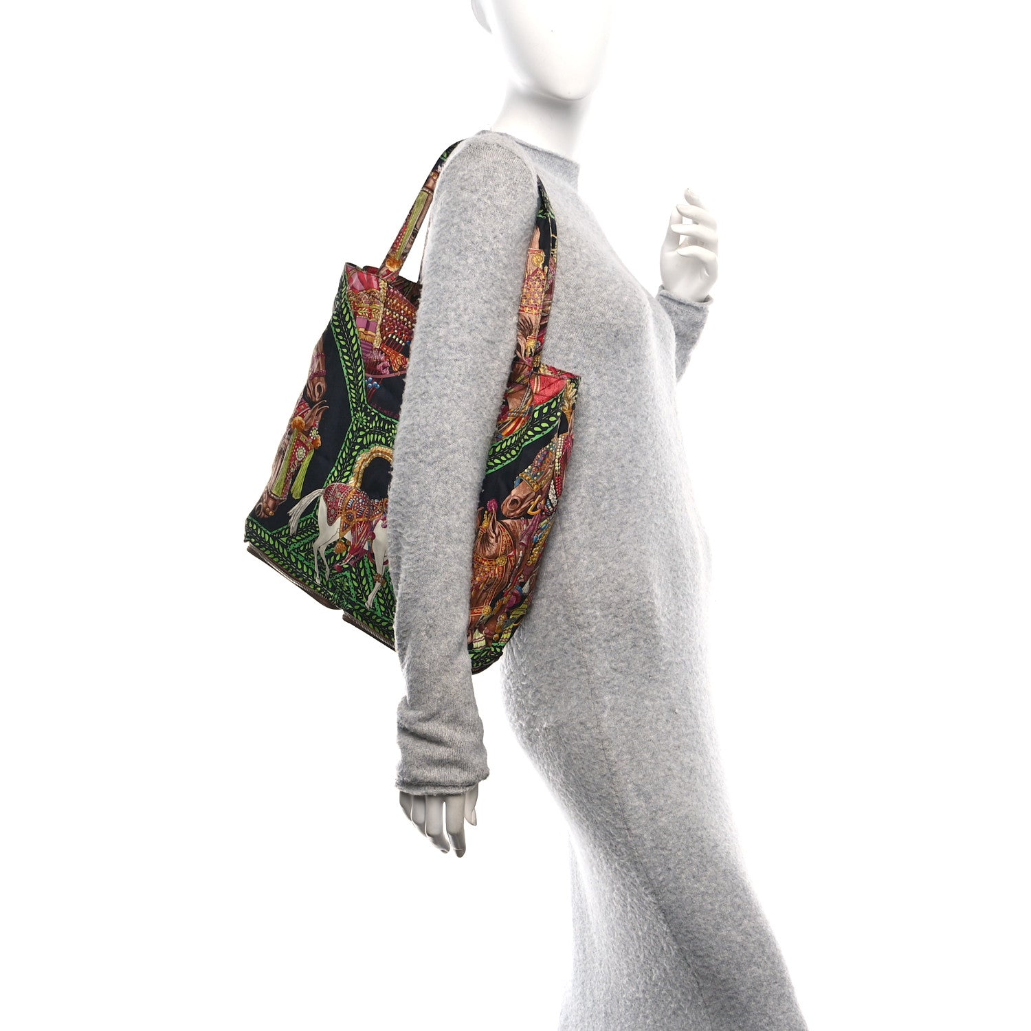 Hermes Buffle Silky Pop La Danse du Cheval Marwari Shopper Tote Noir Vert Vif Multicolor 2 of 15