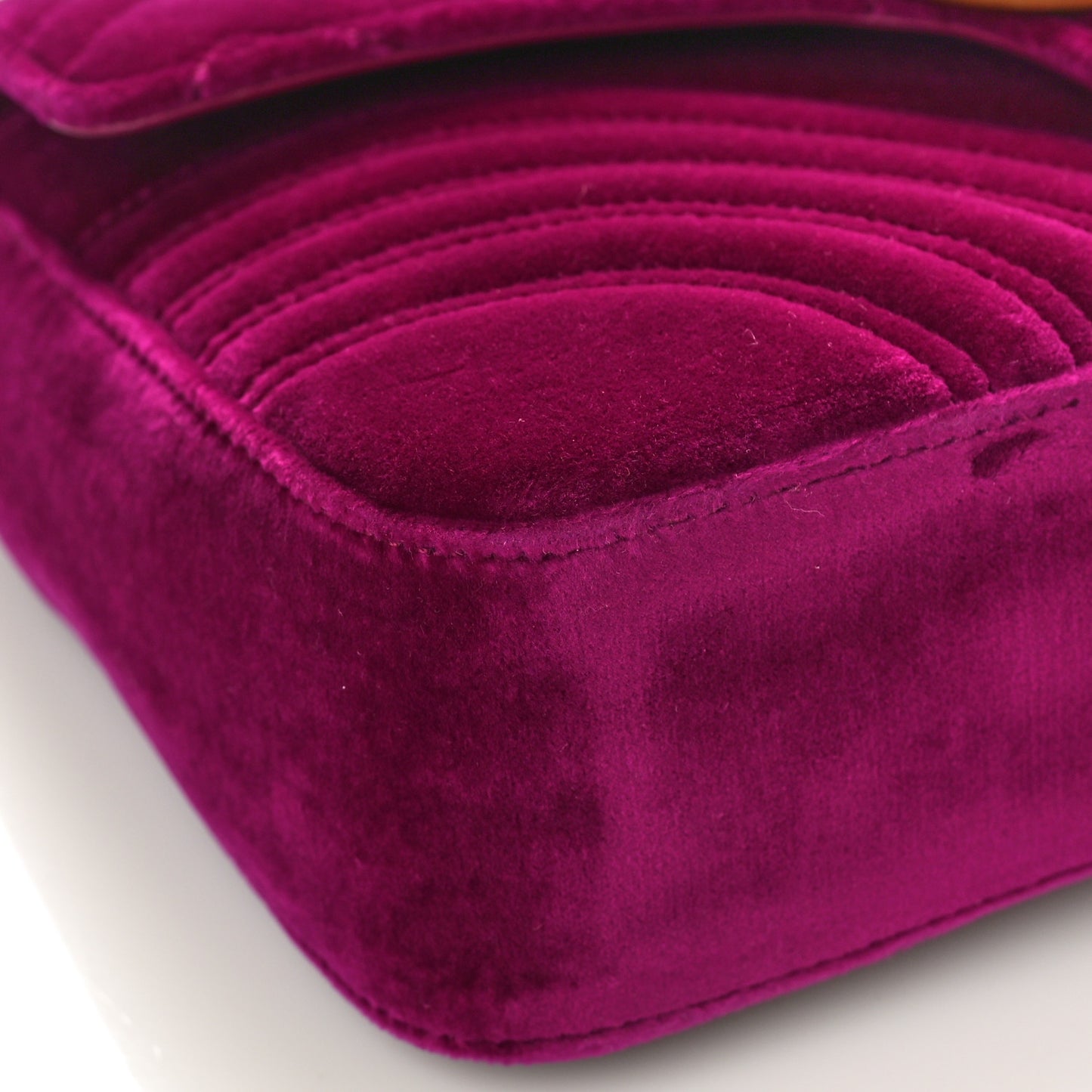 Velvet Matelasse Medium GG Marmont Shoulder Bag Fuchsia Violet Cyclamen
