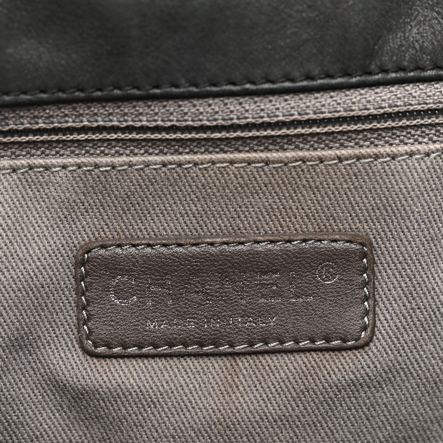 Iridescent Calfskin Glint Accordion Flap Black