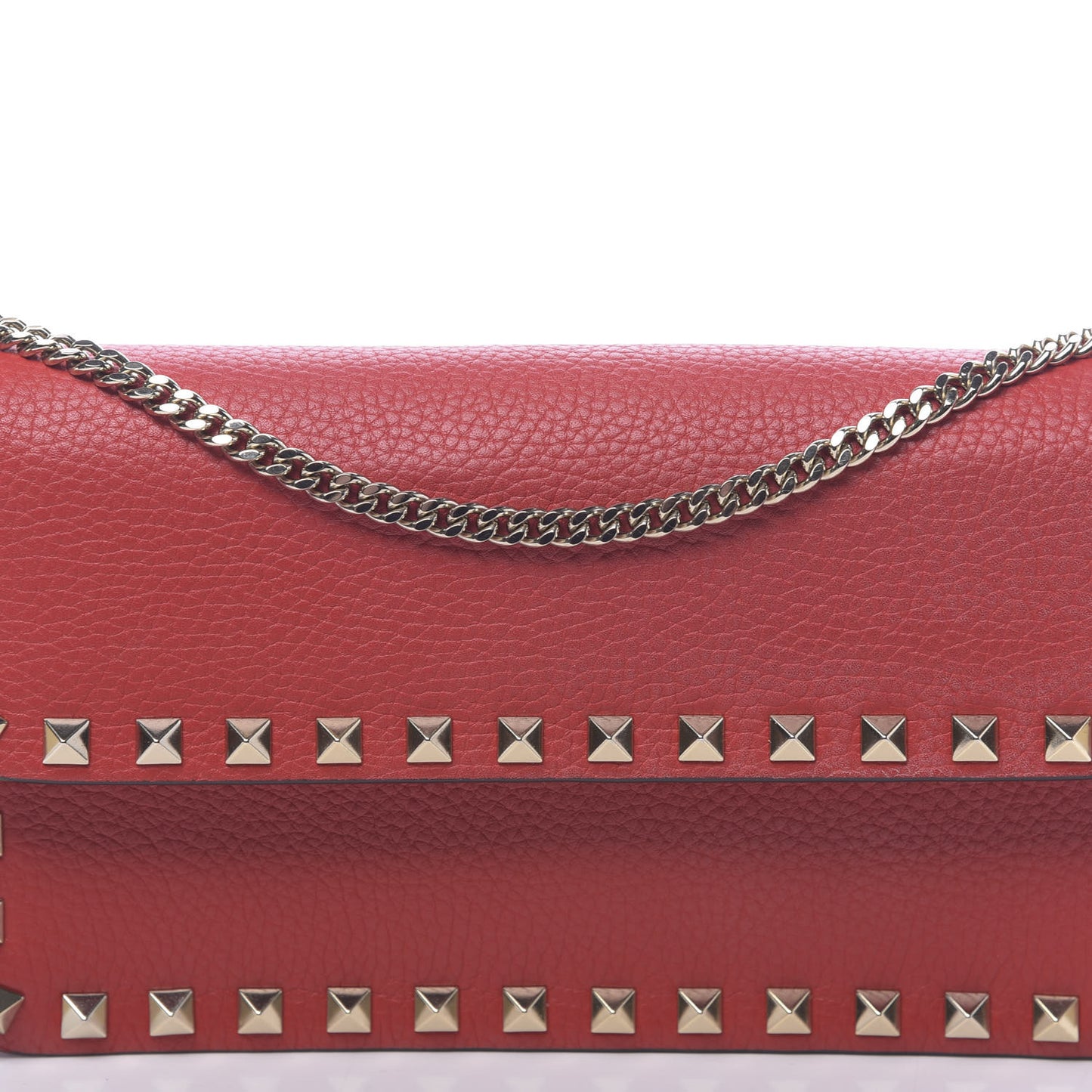 Pebbled Calfskin Rockstud Flap Wallet On Chain Rouge Pur