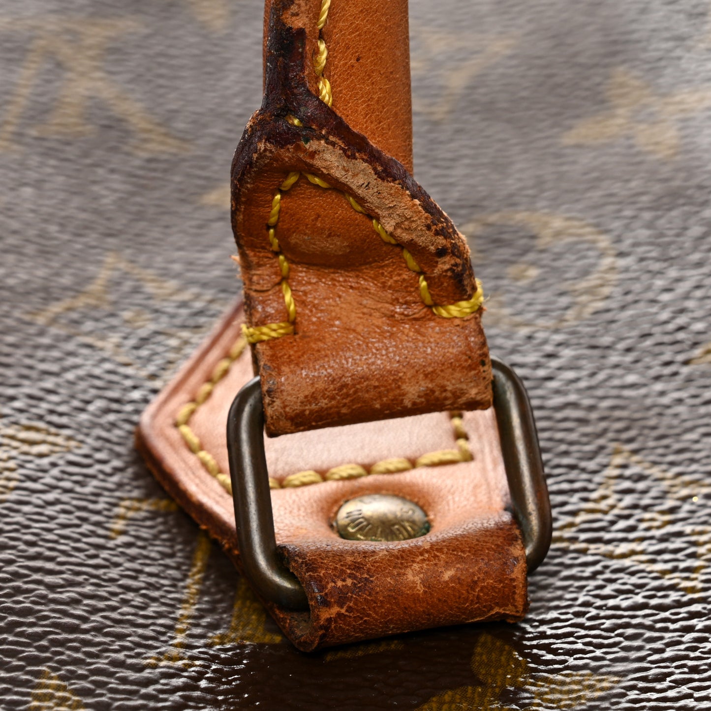 Monogram Sac Plat