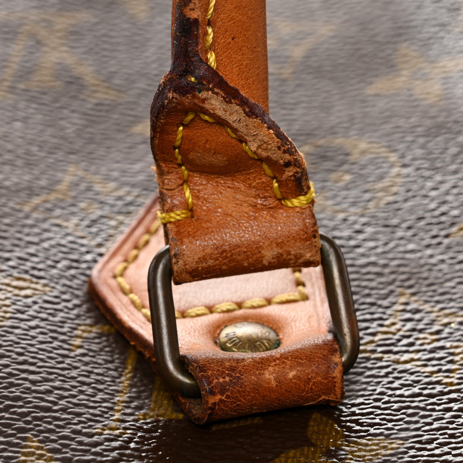 Louis Vuitton Monogram Sac Plat 16 of 23