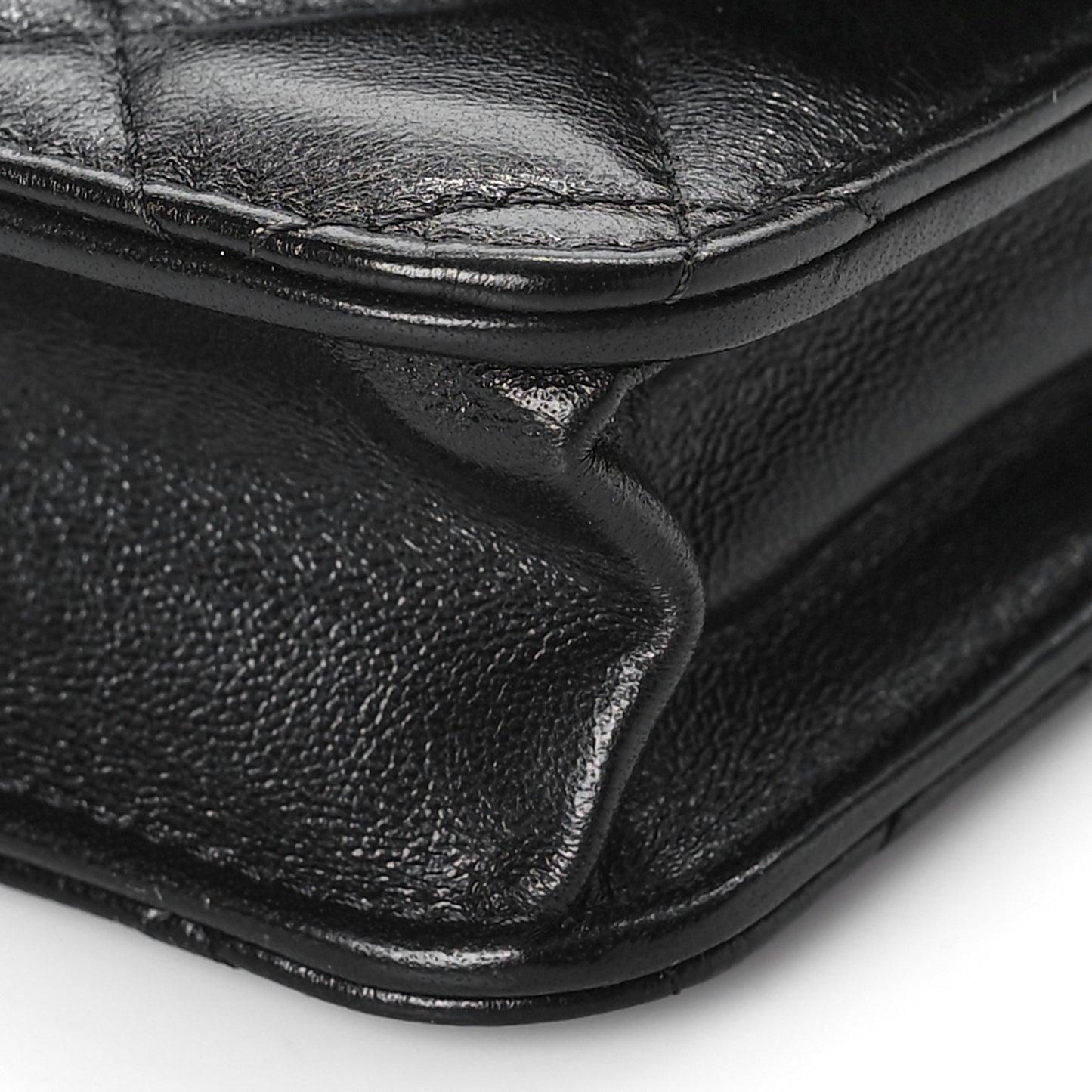 Lambskin Quilted Dynasty Flap Phone Holder With Chain Black