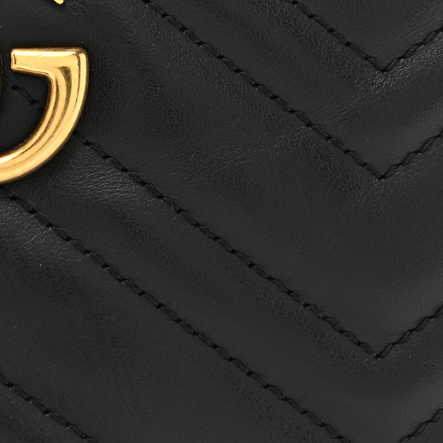 Calfskin Matelasse Mini GG Marmont Chain Shoulder Bag Black