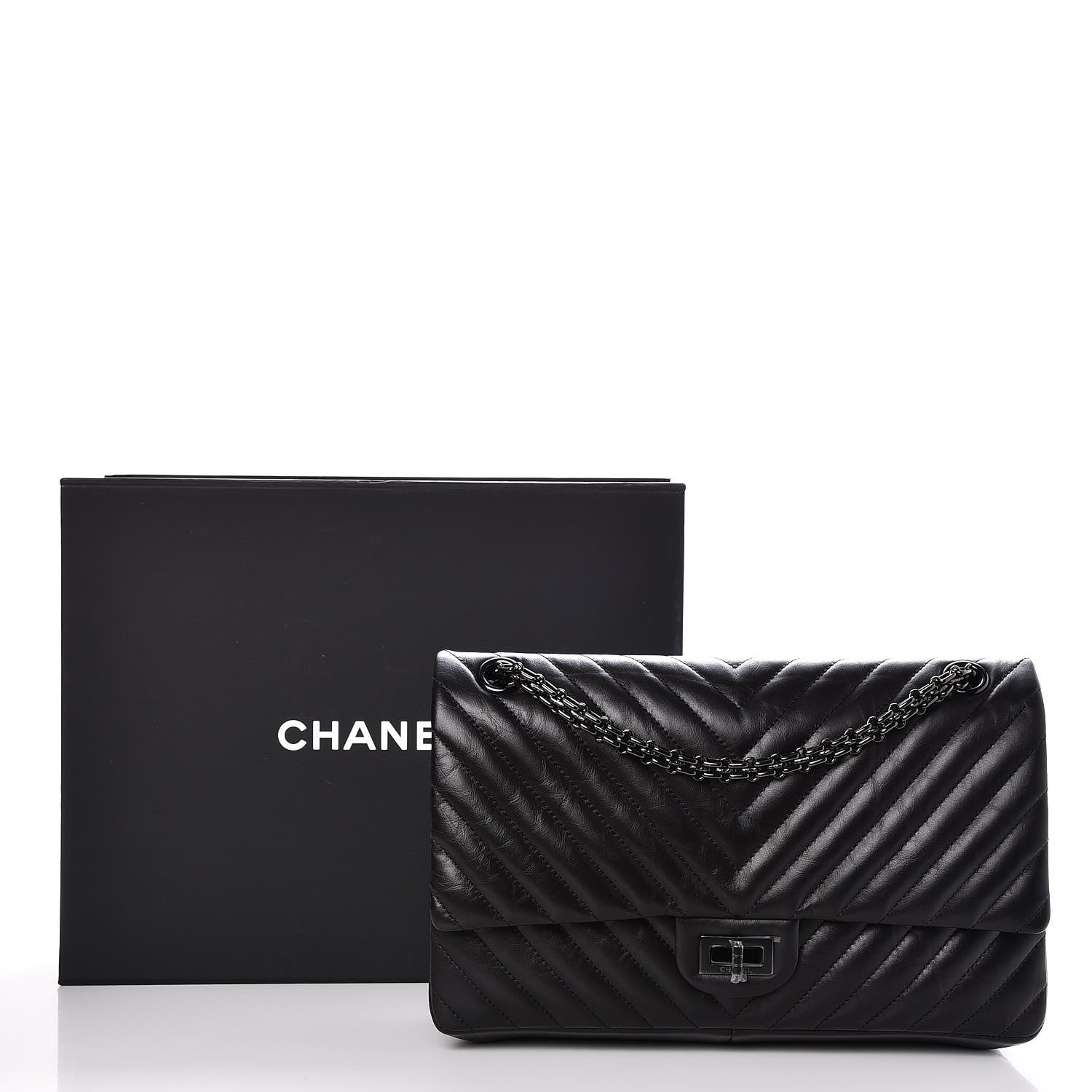 Chanel Aged Calfskin Chevron Quilted 2.55 Reissue 226 So Black 9 of 9