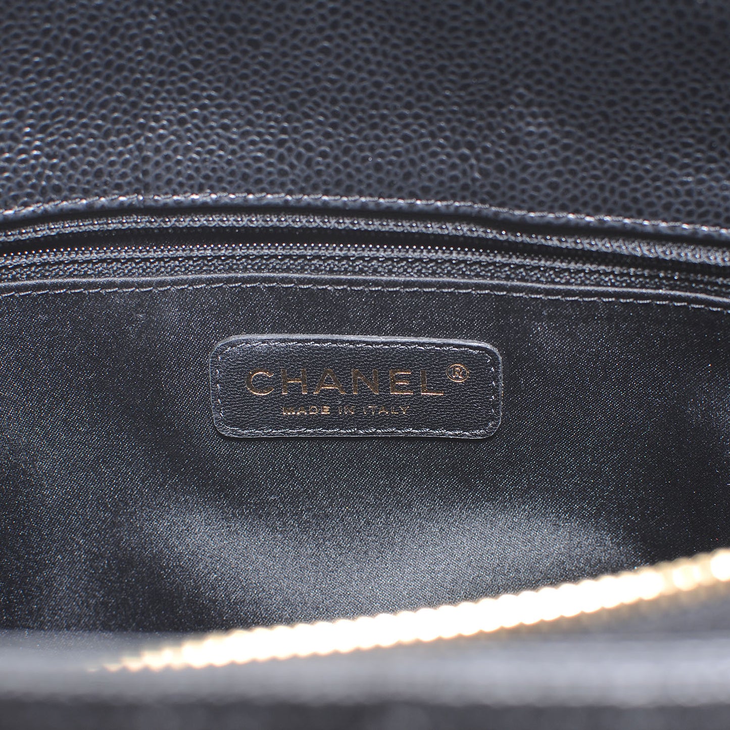 Caviar Grand Shopping Tote GST Black