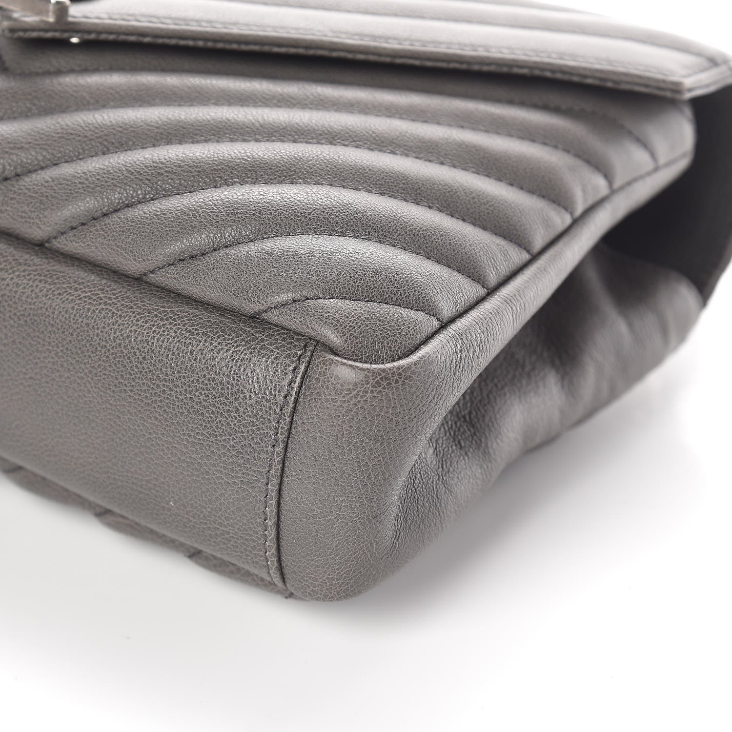 Saint Laurent Sheepskin Matelasse Chevron Monogram Medium College Bag Light Coal 9 of 9