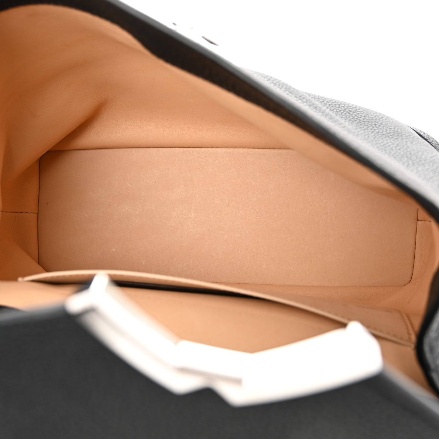 Taurillon Blush Calfskin Gabby PM Black