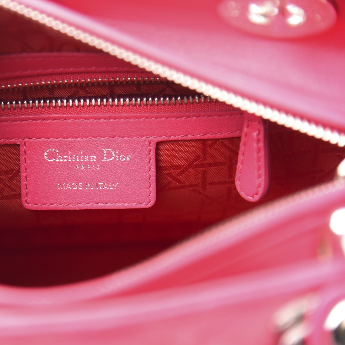 Lambskin Cannage Medium Lady Dior Fuchsia