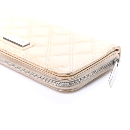 Chanel Aged Calfskin Diamond Stitched Zip Around Wallet White 9 of 9