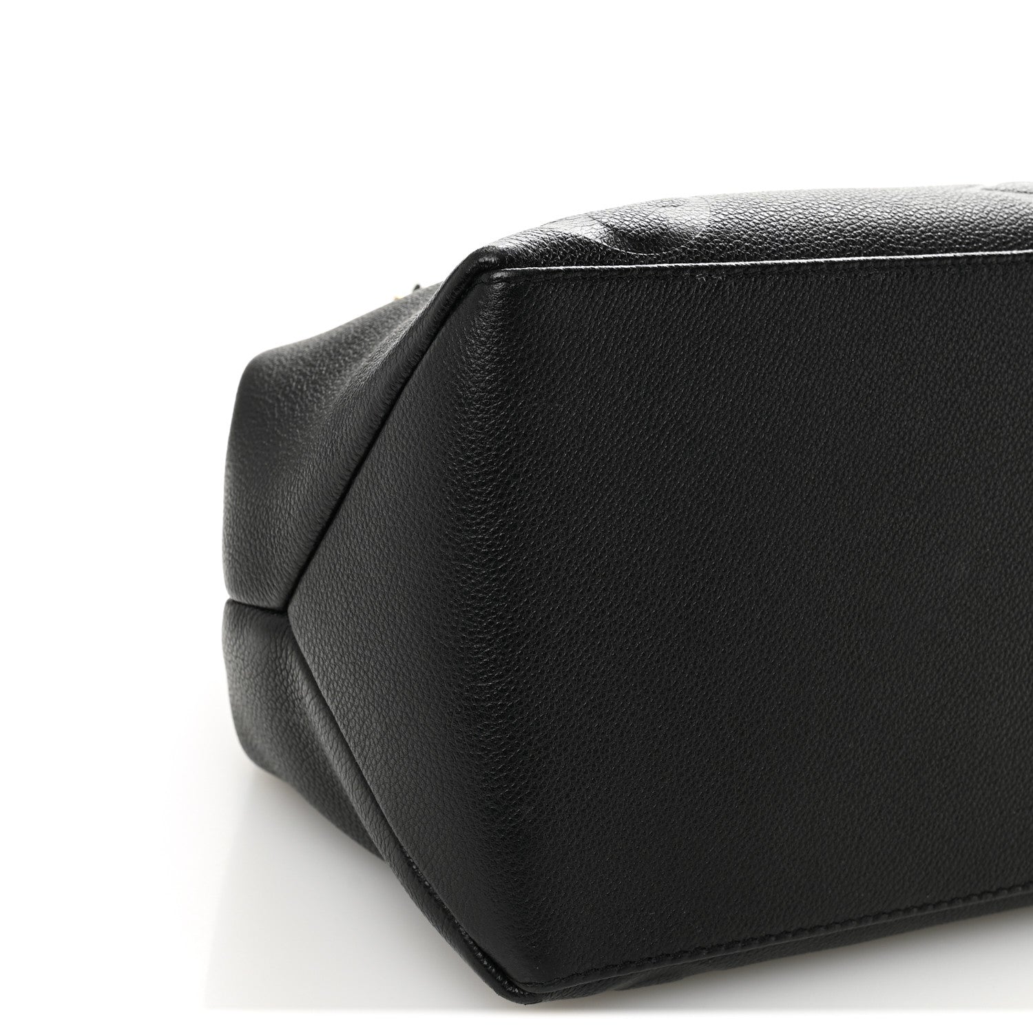 Louis Vuitton Empreinte Monogram Giant Grand Palais Black 8 of 9