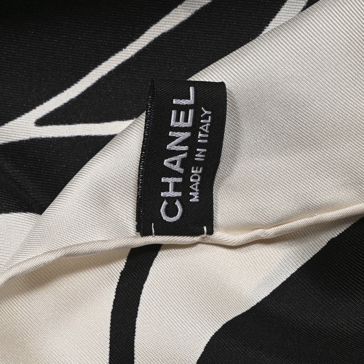 Silk CC Camellia Scarf Black White