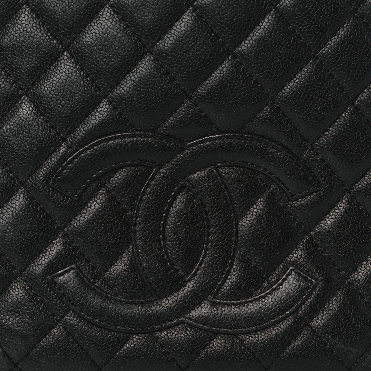 Caviar Quilted Petit Shopping Tote PST Black