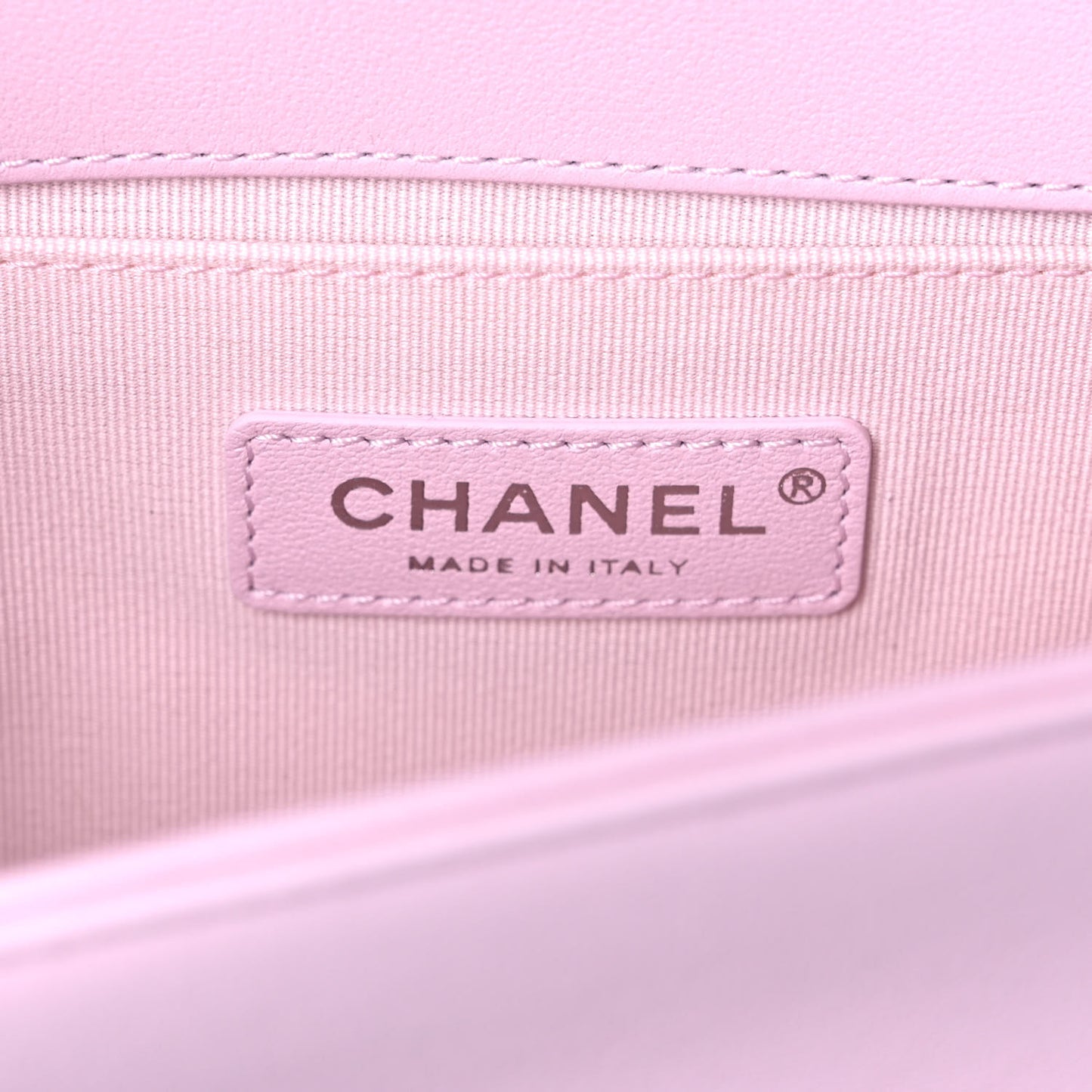 Lambskin Quilted Medium Boy Flap Light Pink