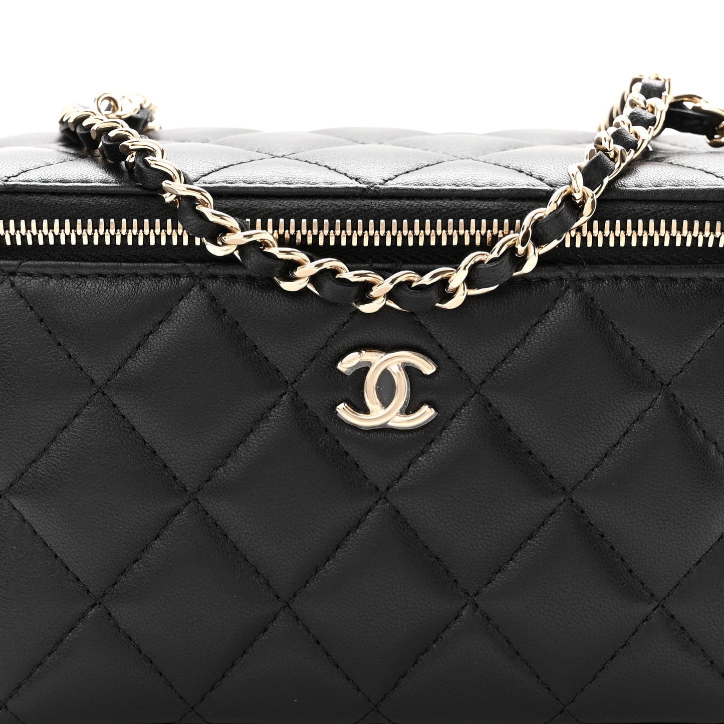 Lambskin Quilted Small Pearl Crush Vanity Case With Chain Black