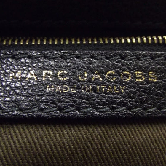 Quilted Leather Stam Black