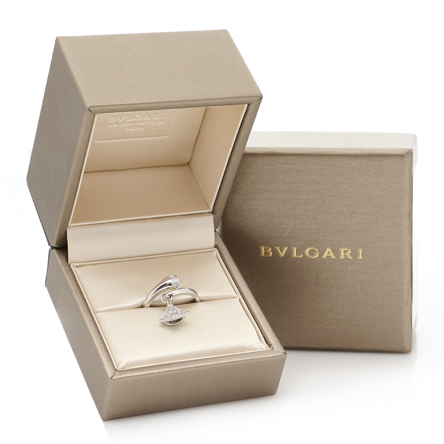 18K White Gold Diamond Divas' Dream Ring 50 5.5