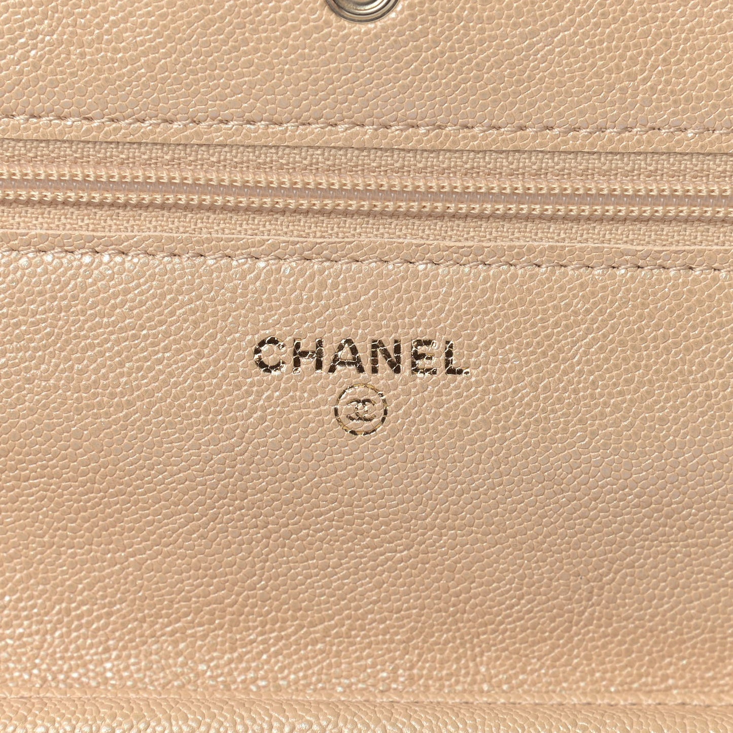 Iridescent Caviar Quilted Wallet On Chain WOC Beige