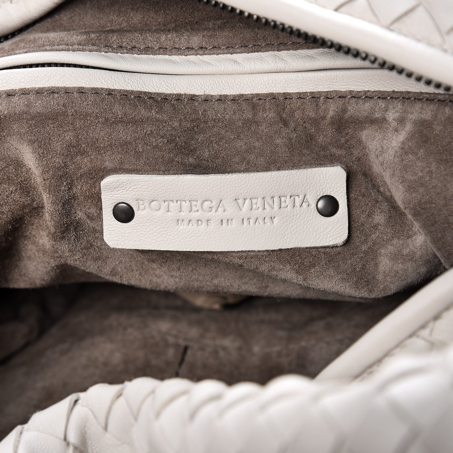 Nappa Intrecciato Maxi Veneta Hobo Mystic White