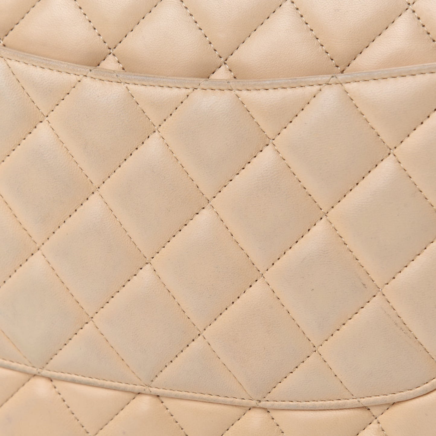 Lambskin Quilted Jumbo Double Flap Beige Clair