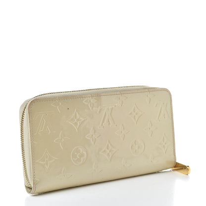 Louis Vuitton Vernis Zippy Wallet Blanc Corail 3 of 13