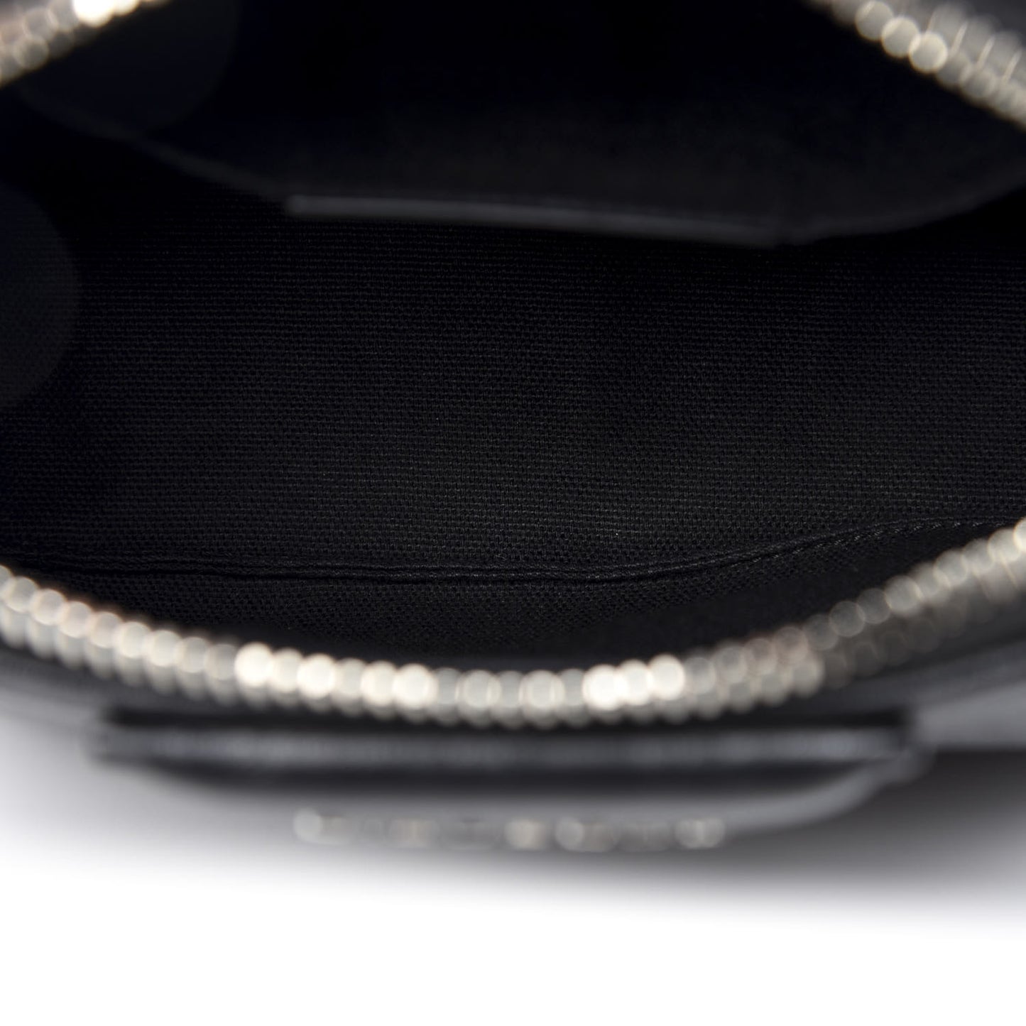 Sugar Goatskin Small Antigona Beauty Wristlet Black