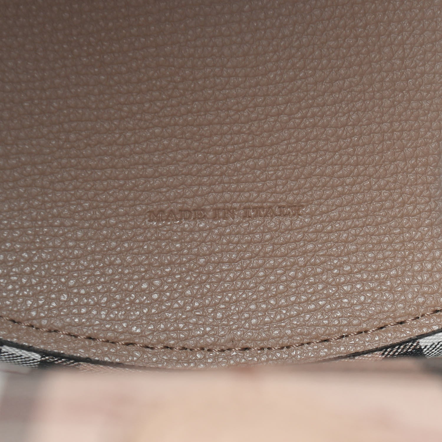 Burberry Calfskin Small Lorne Bucket Crossbody Natural 7 of 12