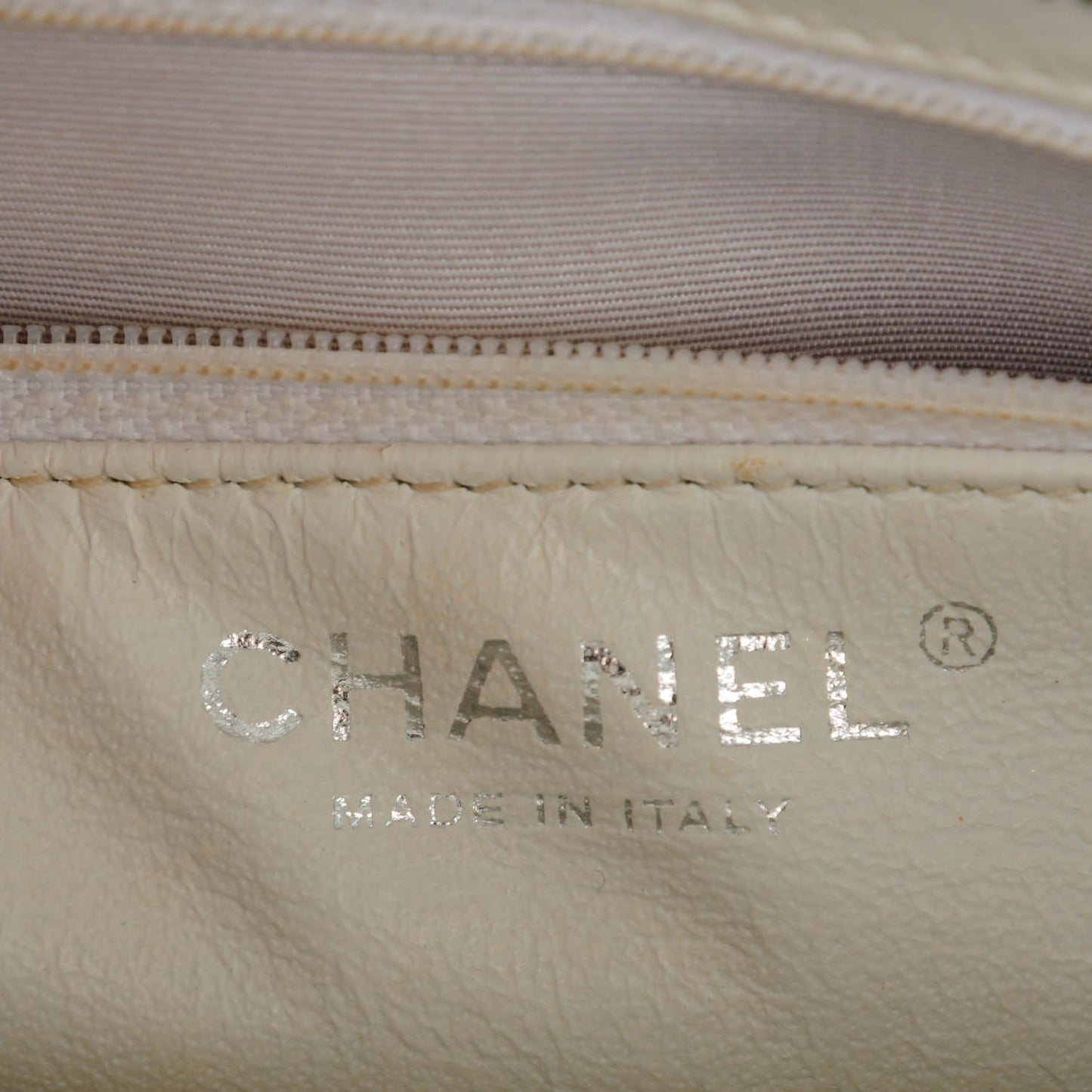 Caviar Quilted Medallion Tote White