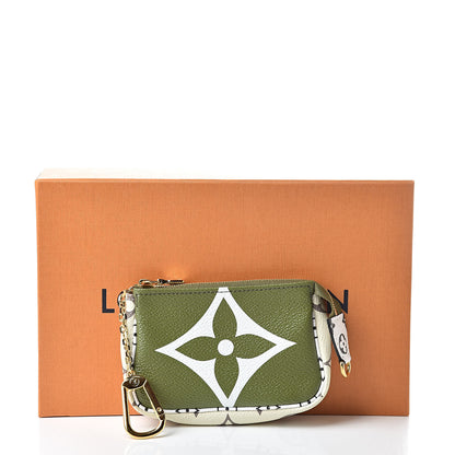 Louis Vuitton Monogram Giant Micro Pochette Accessories Kaki White 8 of 8