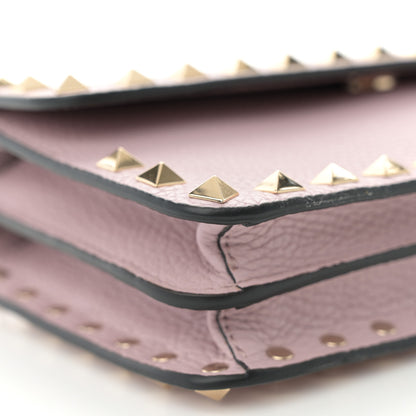 Valentino Garavani Pebbled Calfskin Rockstud Flap Wallet On Chain Water Lilac 8 of 9