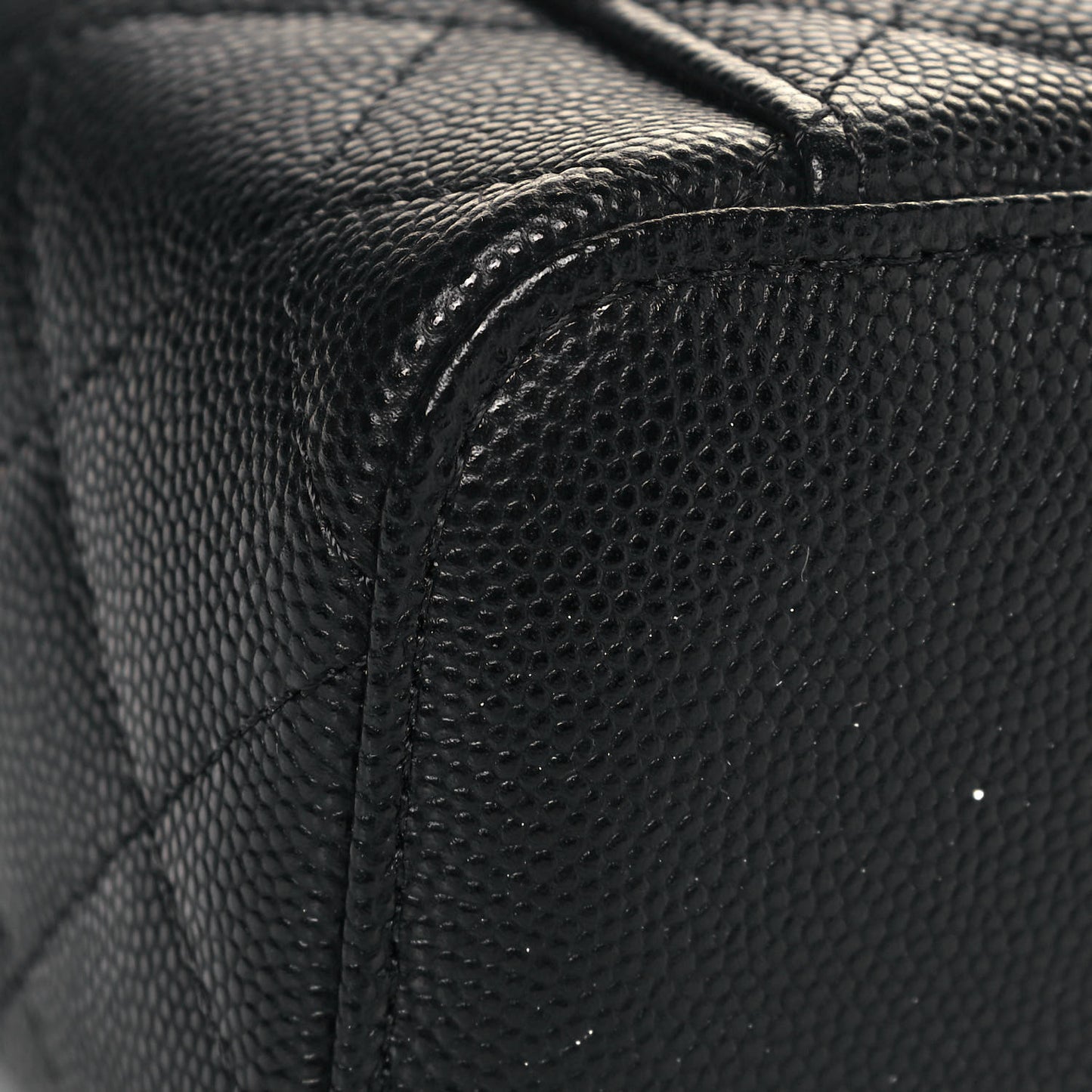 Caviar Quilted Mini Vanity Case With Chain Black