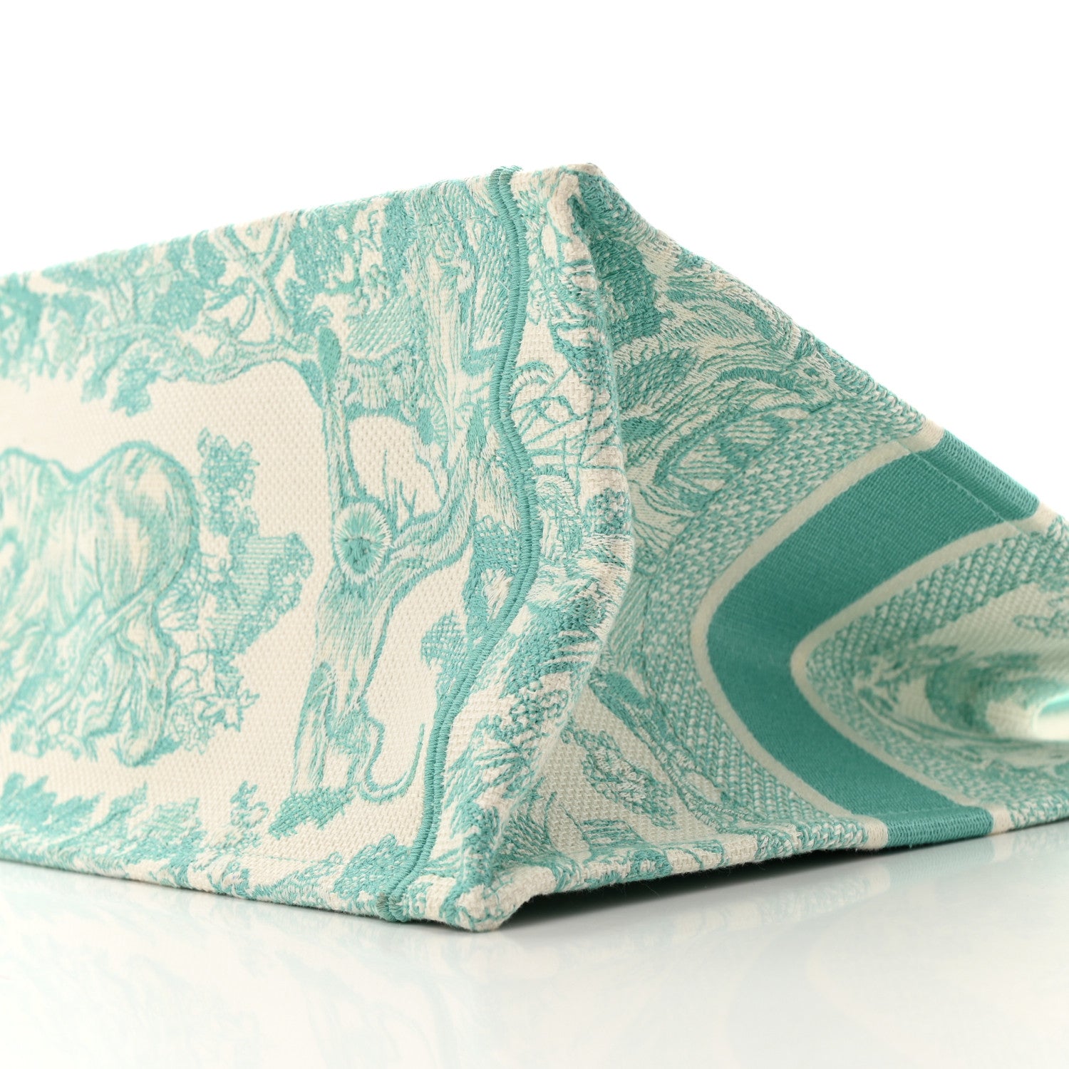Christian Dior Canvas Embroidered Medium Dioriviera Toile De Jouy Book Tote Aquamarina 10 of 13