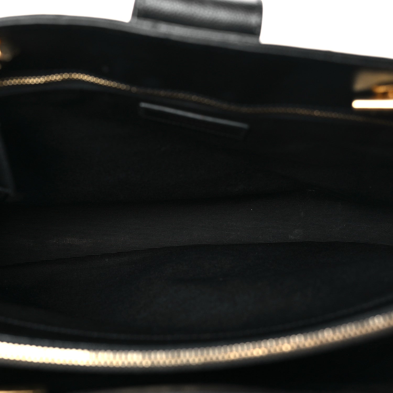 Saint Laurent Grain De Poudre Matelasse Chevron Monogram Shopping Bag Black 5 of 13