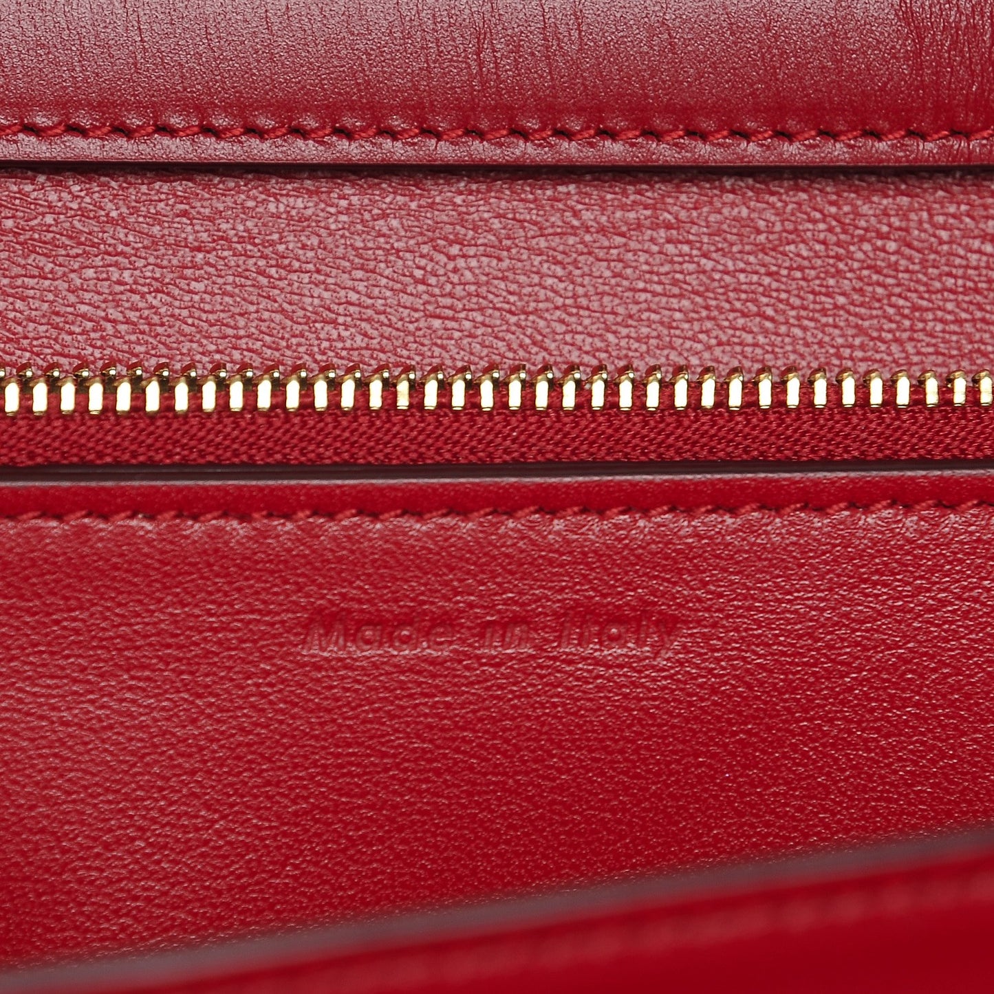 Box Calfskin Medium Classic Box Flap Bag Red