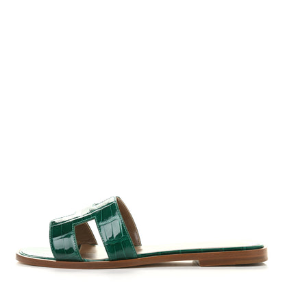 Hermes Shiny Alligator Oran Sandals 38 Emeraude 1 of 8