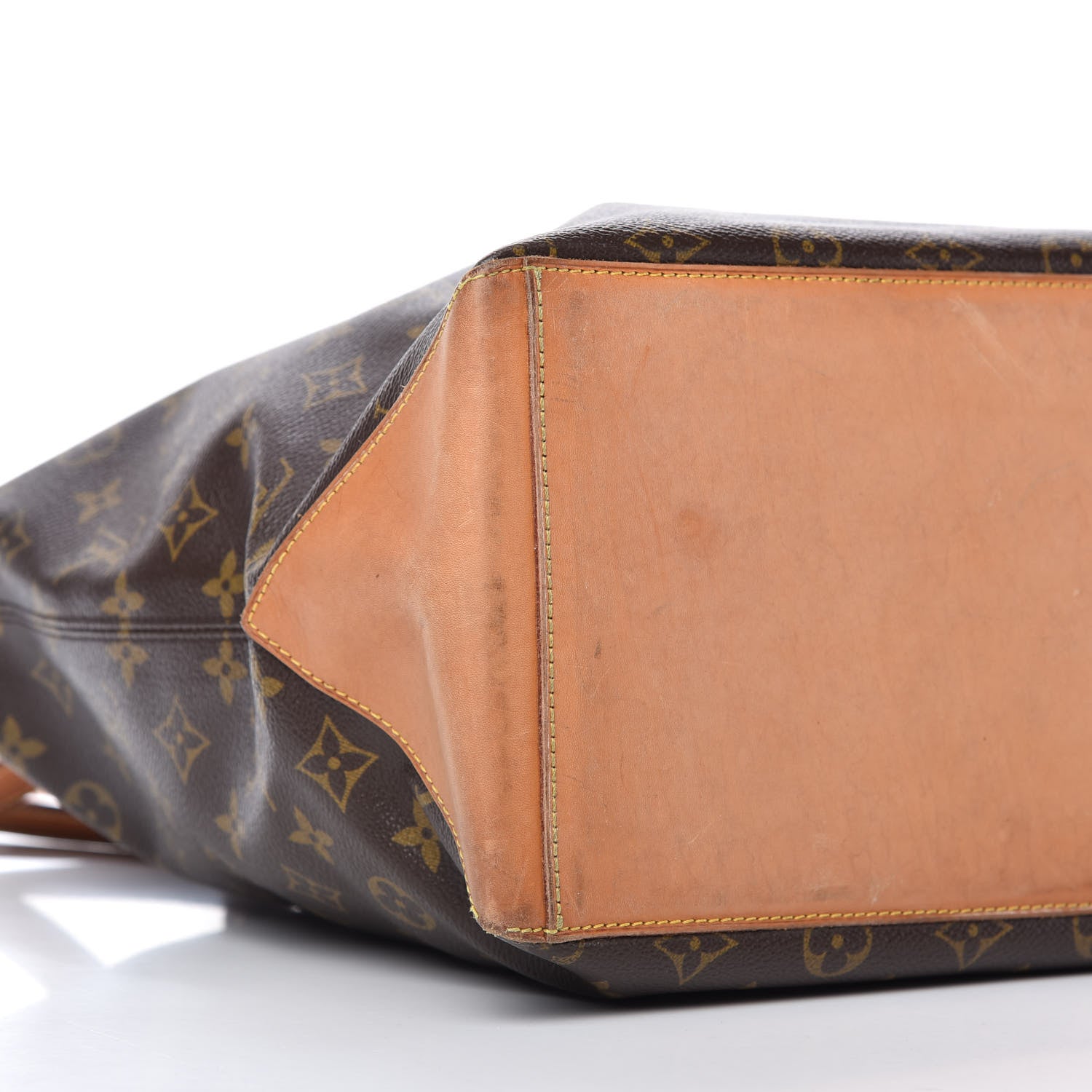 Louis Vuitton Monogram Cabas Mezzo 6 of 9