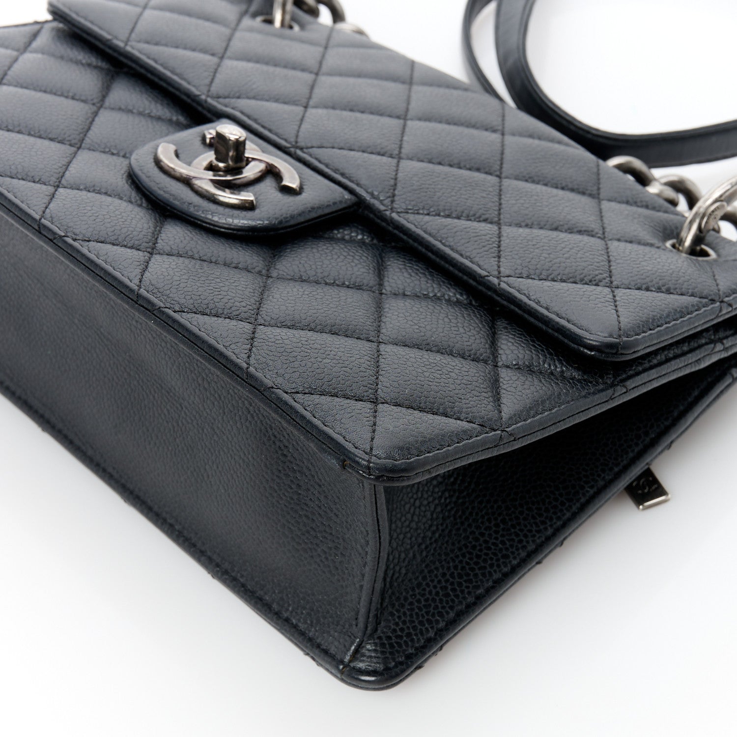 Chanel Caviar Quilted Medium Retro Class Flap Black 11 of 12
