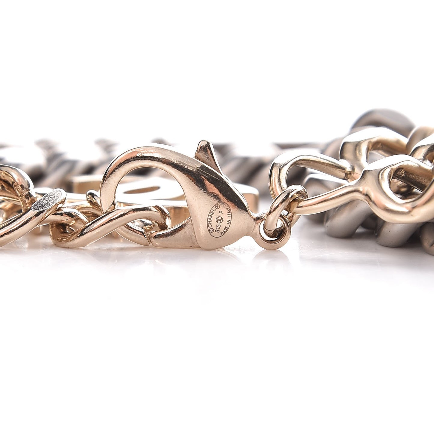 Oversized Chain Logo Short Necklace Gold Silver