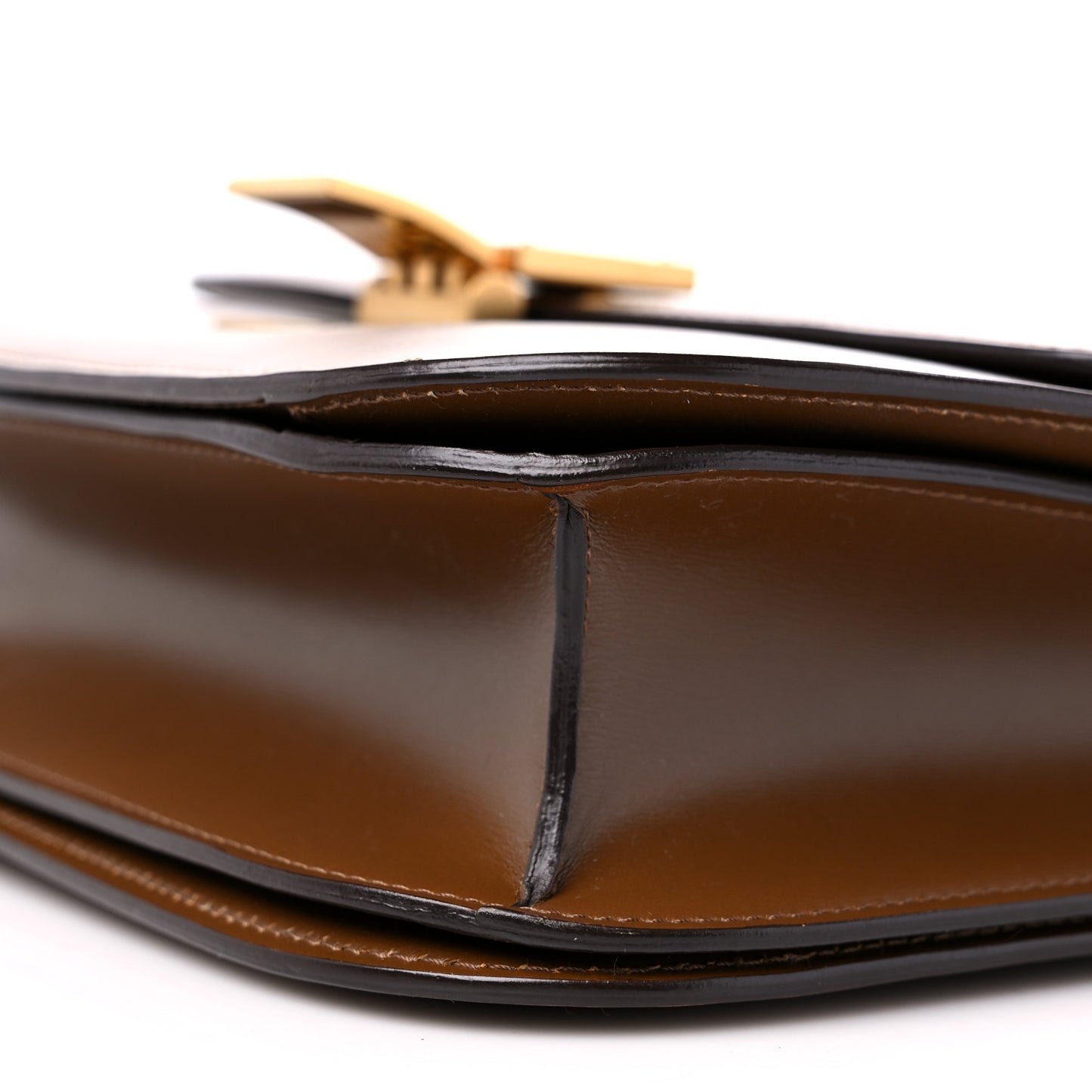 Box Calfskin Medium Classic Box Flap Bag Camel